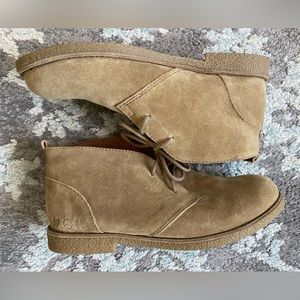 Lucky Brand Eberline suede ankle booties